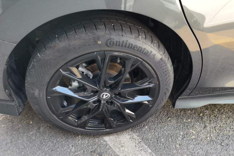 Used CHANGAN UNI-V 2024 1.5T Prestige Edition Exterior 8