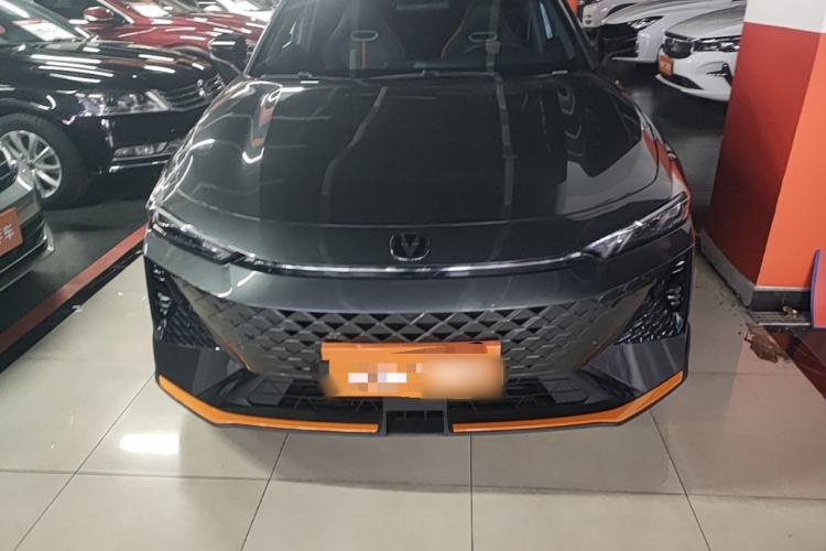 Used CHANGAN UNI-V 2024 1.5T Prestige Sport Edition Front