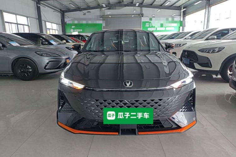 Used CHANGAN UNI-V 2024 1.5T Prestige Sport Edition Front
