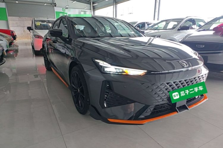 Used CHANGAN UNI-V 2024 1.5T Prestige Sport Edition Front Right 45 Deg