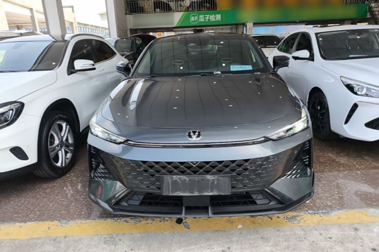 Used CHANGAN UNI-V 2024 1.5T Prestige Sport Edition Front