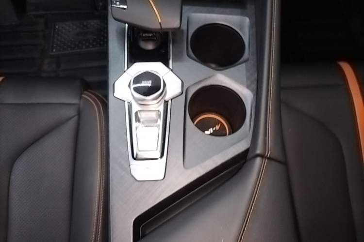 Used CHANGAN UNI-V 2024 1.5T Prestige Edition Gear Lever