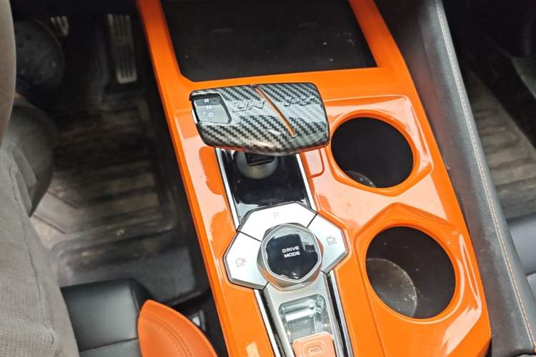 Used CHANGAN UNI-V 2024 1.5T Prestige Sport Edition Gear Lever