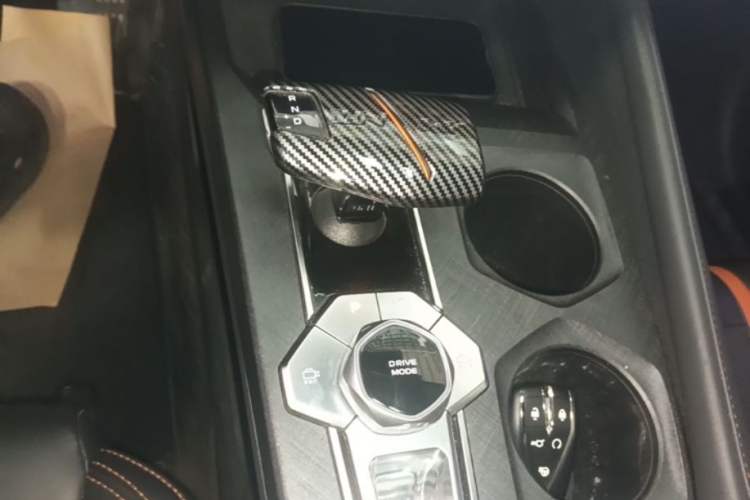 Used CHANGAN UNI-V 2024 1.5T Smart Navigation Version Gear Lever