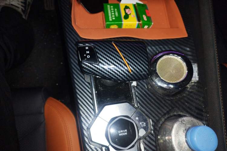 Used CHANGAN UNI-V 2024 1.5T Prestige Sport Edition Gear Lever