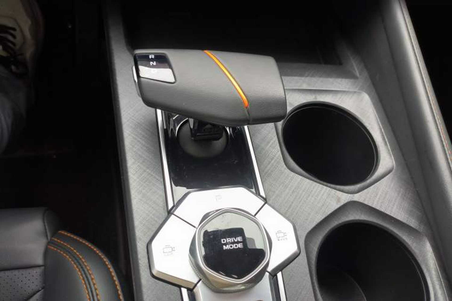 Used CHANGAN UNI-V 2024 1.5T Prestige Edition Gear Lever
