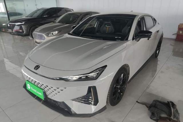 Used CHANGAN UNI-V 2024 1.5T Prestige Edition
