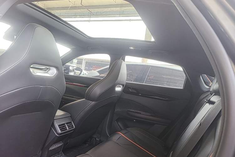 Used CHANGAN UNI-V 2024 1.5T Prestige Edition Headliner