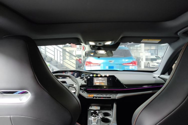 Used CHANGAN UNI-V 2024 1.5T High-Energy Version Headliner