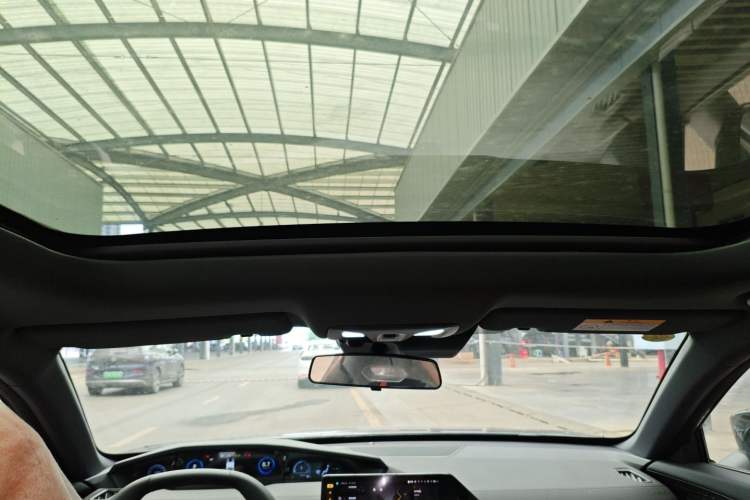 Used CHANGAN UNI-V 2024 1.5T Prestige Sport Edition Headliner