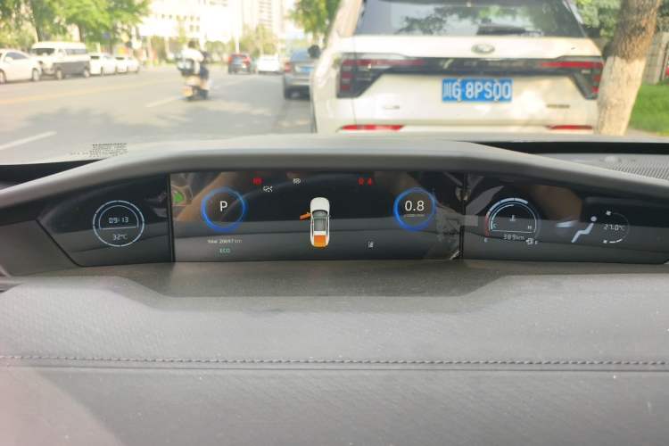 Used CHANGAN UNI-V 2024 1.5T Prestige Edition Instrument Cluster