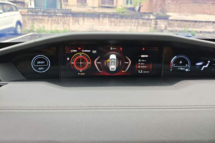 Used CHANGAN UNI-V 2024 1.5T Prestige Edition Instrument Cluster