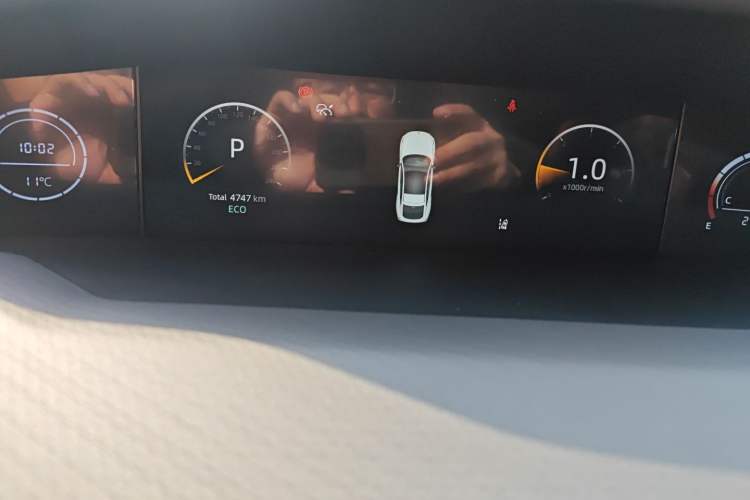 Used CHANGAN UNI-V 2024 1.5T Prestige Sport Edition Instrument Cluster