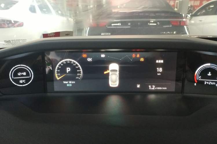 Used CHANGAN UNI-V 2024 1.5T High-Energy Version Instrument Cluster