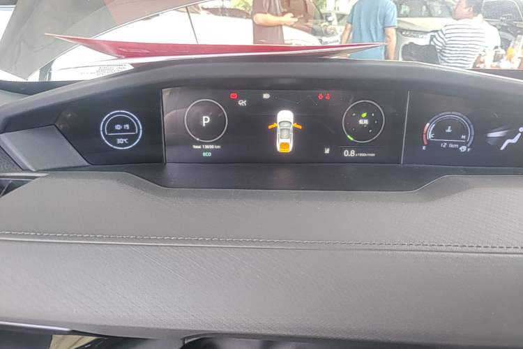Used CHANGAN UNI-V 2024 1.5T Prestige Edition Instrument Cluster