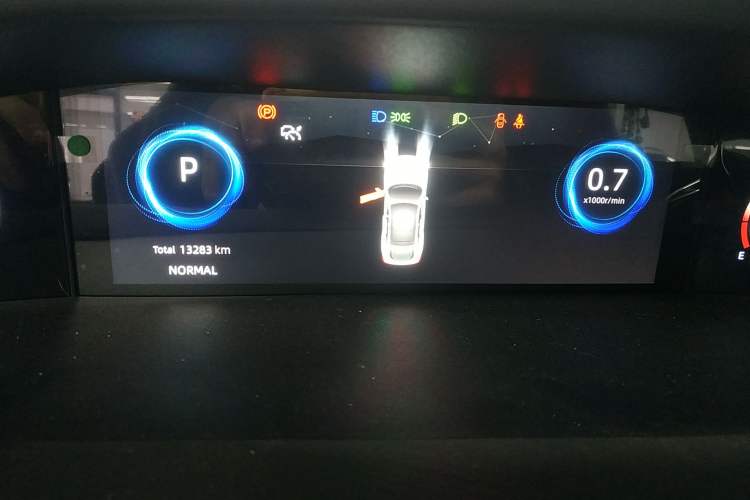 Used CHANGAN UNI-V 2024 2.0T Classic Sport Edition Instrument Cluster