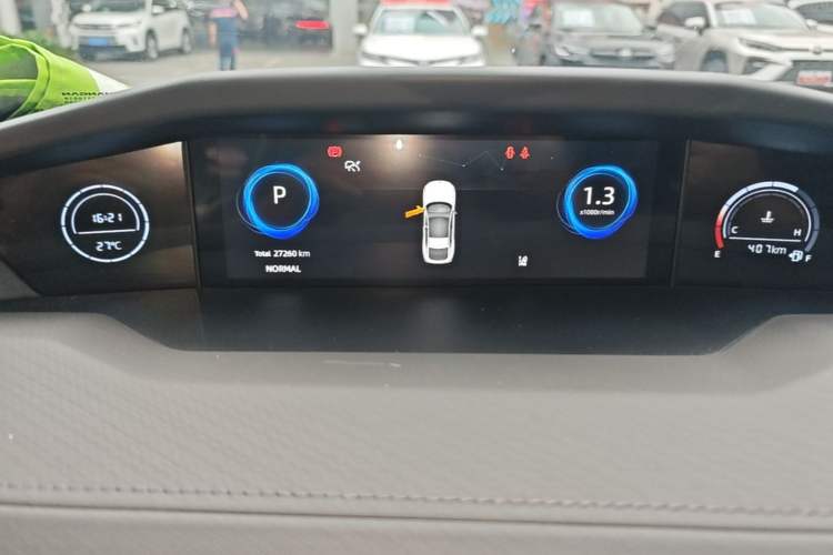 Used CHANGAN UNI-V 2024 1.5T Prestige Sport Edition Instrument Cluster