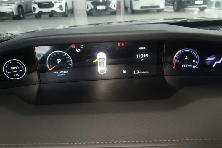 Used CHANGAN UNI-V 2024 1.5T Prestige Edition Instrument Cluster
