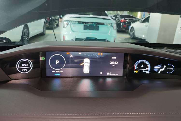 Used CHANGAN UNI-V 2024 1.5T Prestige Sport Edition Instrument Cluster