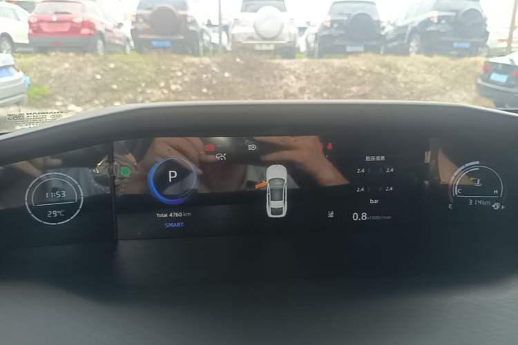 Used CHANGAN UNI-V 2024 1.5T Prestige Sport Edition Instrument Cluster