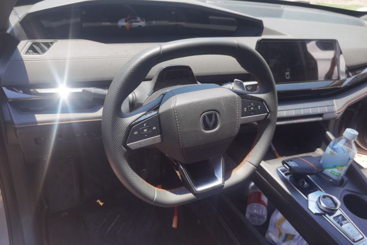 Used CHANGAN UNI-V 2024 1.5T Prestige Edition Interior 1