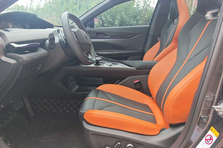 Used CHANGAN UNI-V 2024 1.5T Prestige Sport Edition Interior 1