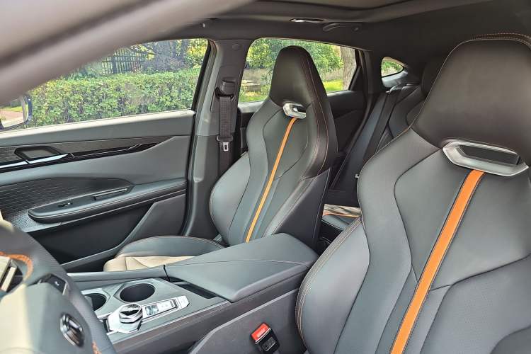 Used CHANGAN UNI-V 2024 1.5T Prestige Edition Interior 1