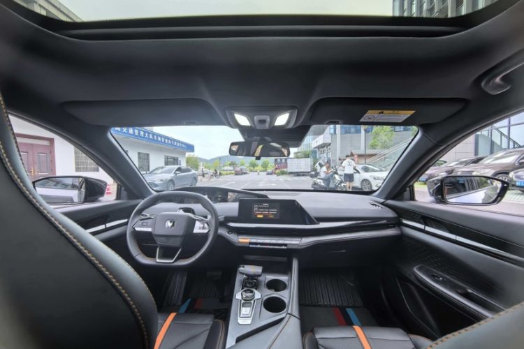 Used CHANGAN UNI-V 2024 1.5T Prestige Edition Interior 1