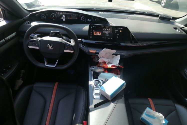 Used CHANGAN UNI-V 2024 1.5T Prestige Edition Interior 2