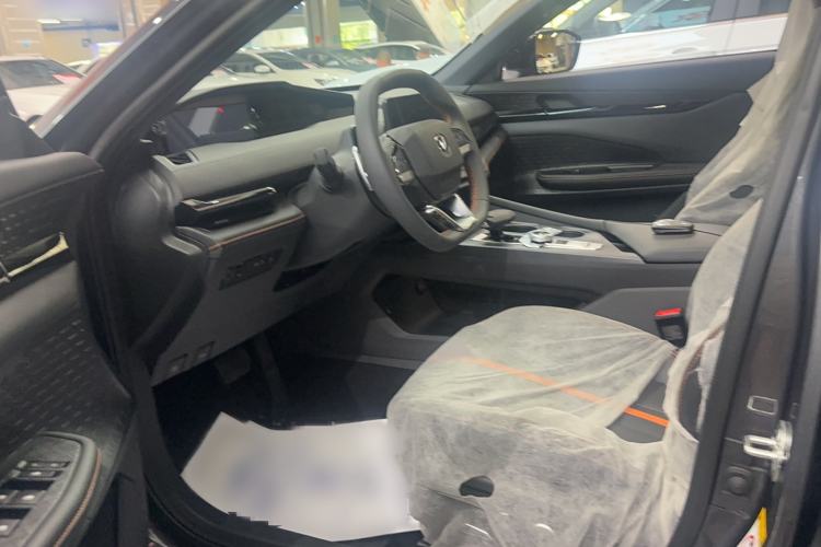 Used CHANGAN UNI-V 2024 1.5T Prestige Edition Interior 2