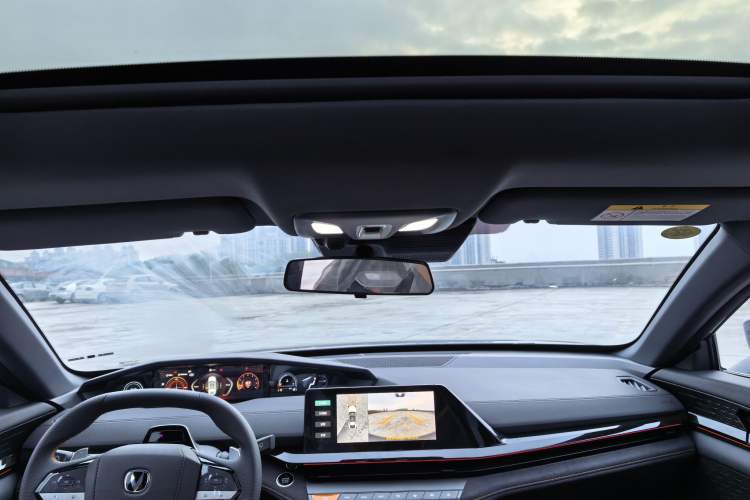 Used CHANGAN UNI-V 2024 1.5T Prestige Sport Edition Interior 2