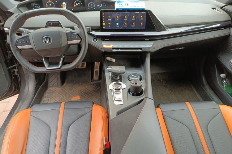 Used CHANGAN UNI-V 2024 1.5T Prestige Sport Edition Interior 2