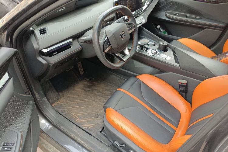 Used CHANGAN UNI-V 2024 1.5T Prestige Sport Edition Interior 3