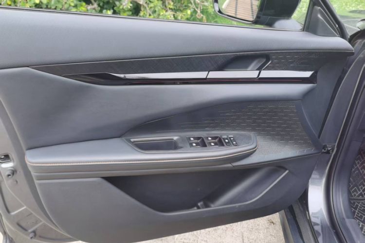 Used CHANGAN UNI-V 2024 1.5T Prestige Edition Interior 6
