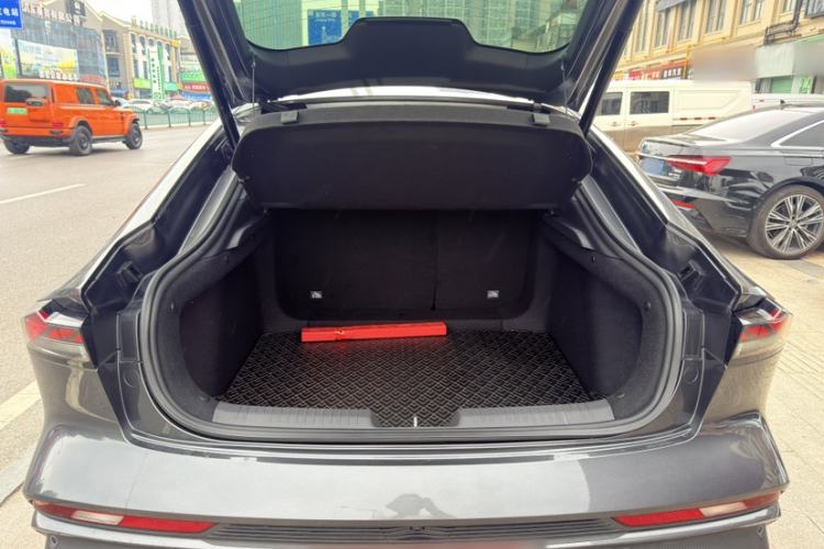 Used CHANGAN UNI-V 2024 1.5T Prestige Edition Interior 6