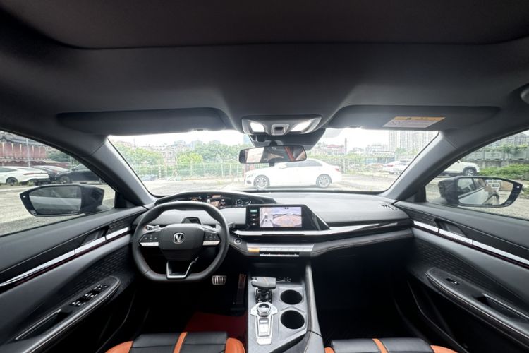 Used CHANGAN UNI-V 2024 1.5T Prestige Sport Edition Interior 7