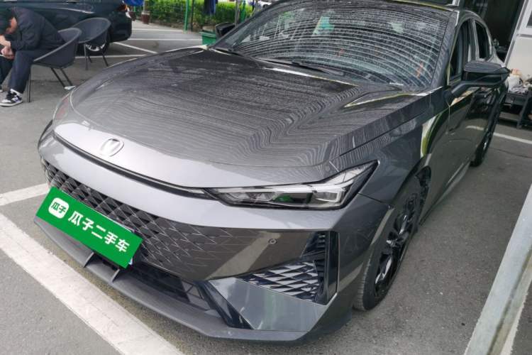 Used CHANGAN UNI-V 2024 1.5T Prestige Edition Guazi used car, China used car export, Used car for sale, Used  cars, Cheapest cars for sale