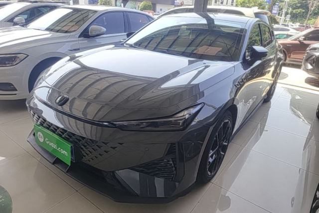 Used CHANGAN UNI-V 2024 1.5T Prestige Edition