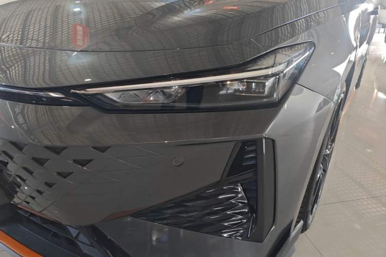 Used CHANGAN UNI-V 2024 1.5T Prestige Sport Edition Left Front Headlight
