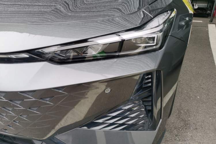 Used CHANGAN UNI-V 2024 1.5T Prestige Edition Left Front Headlight