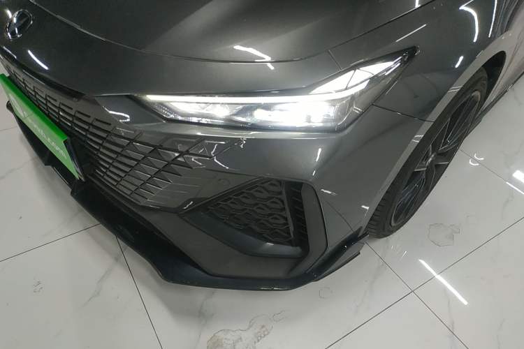 Used CHANGAN UNI-V 2024 2.0T Classic Sport Edition Left Front Headlight