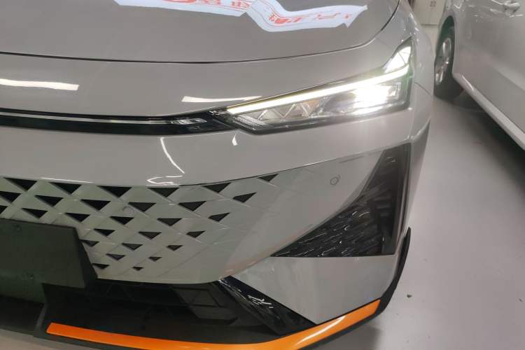 Used CHANGAN UNI-V 2024 1.5T Prestige Sport Edition Left Front Headlight