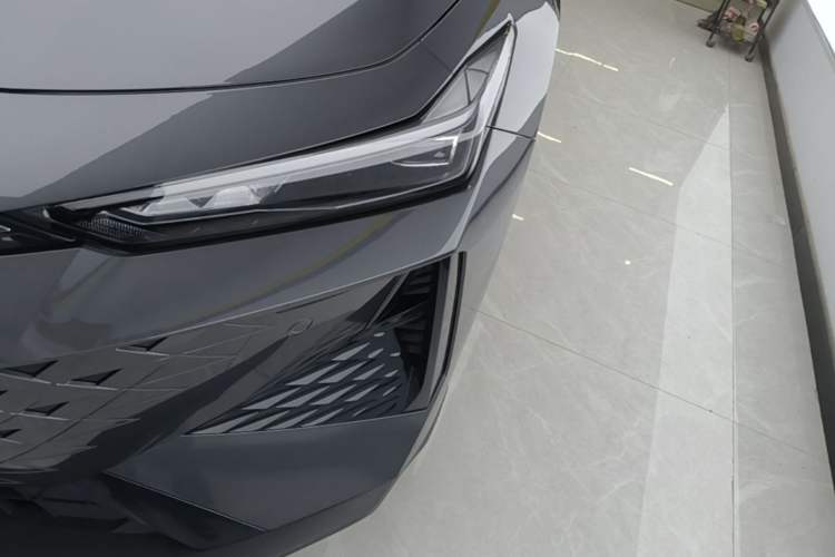 Used CHANGAN UNI-V 2024 1.5T Prestige Edition Left Front Headlight