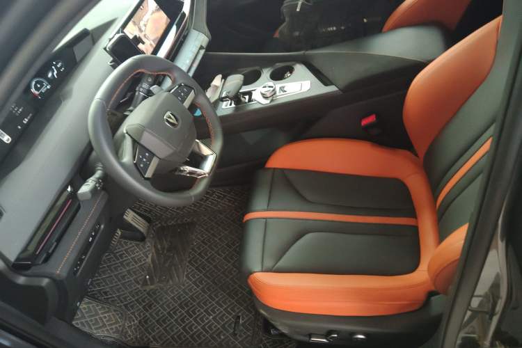 Used CHANGAN UNI-V 2024 1.5T Prestige Sport Edition Left Front Seat
