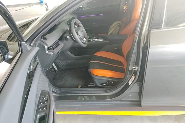 Used CHANGAN UNI-V 2024 1.5T Prestige Sport Edition Left Front Seat