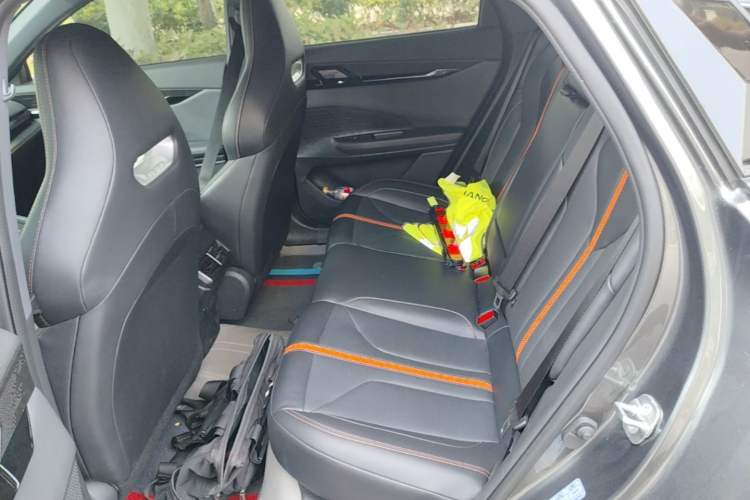 Used CHANGAN UNI-V 2024 1.5T Smart Navigation Version Left Rear Seat