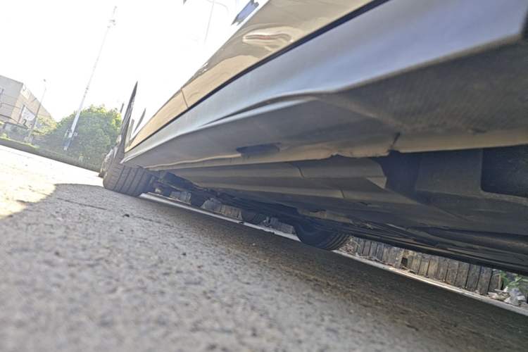 Used CHANGAN UNI-V 2024 1.5T Prestige Edition Left Side Sill