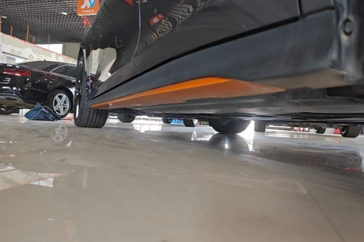 Used CHANGAN UNI-V 2024 1.5T Prestige Sport Edition Left Side Sill