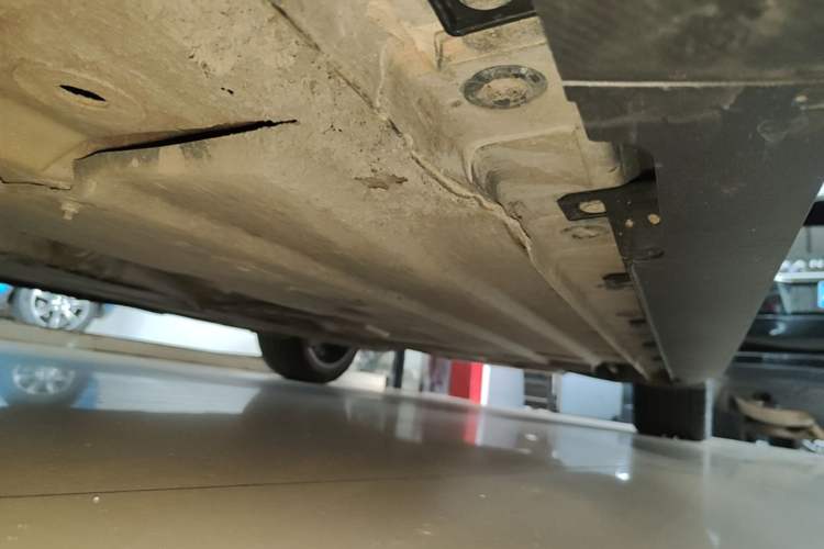 Used CHANGAN UNI-V 2024 1.5T Prestige Edition Left Side Sill