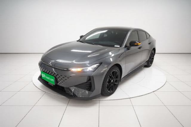 Used CHANGAN UNI-V 2024 1.5T Prestige Edition
